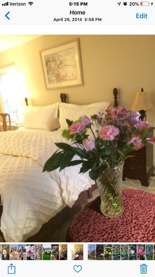 Wellesley Bed And Breakfast Екстериор снимка