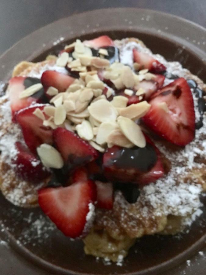 Wellesley Bed And Breakfast Екстериор снимка